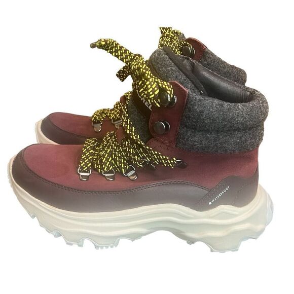 Sorel Kinetic Breakthru Conquest Waterproof Boot (Women) NWOB Size 7 1/2 - Picture 9 of 16